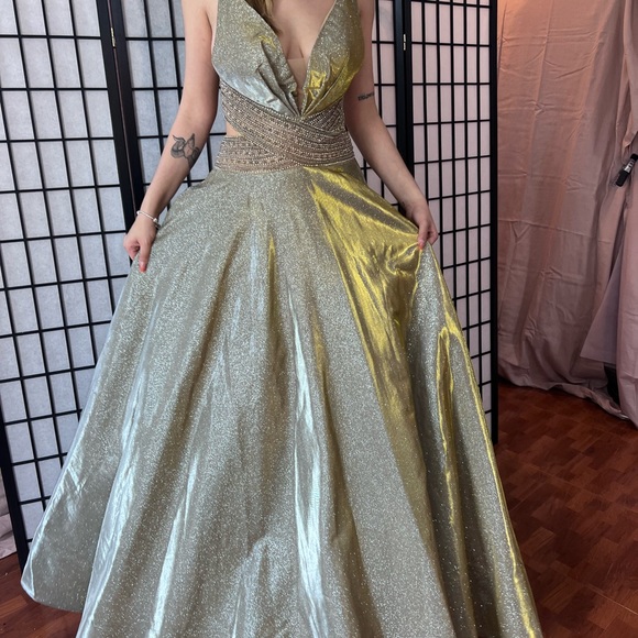 Tarik Ediz Luxury Beaded metallic Gown Gold size 6 NEW - Picture 4 of 15